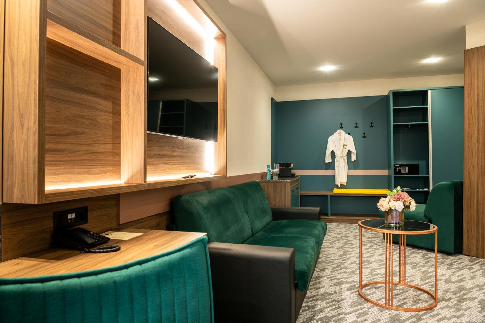 Sante Hotel 5*